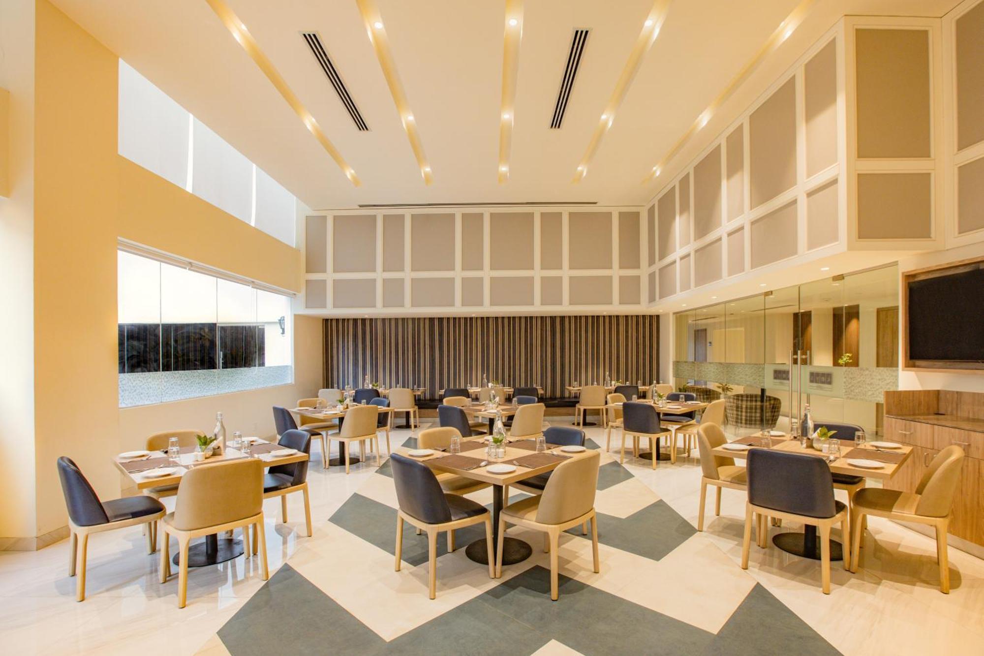 Keys Prima By Lemon Tree Hotels, Pimpri, Pune Exterior foto